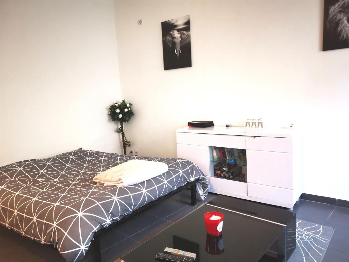 Bienvenue Chez Shiva Apartment Chateauneuf-du-Pape Luaran gambar